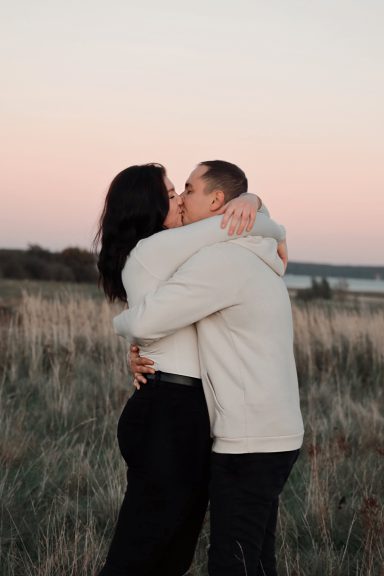 Pärchenshooting am Wasser uns Sonnenuntergang, Paarfotografie, Fotografin Insel Usedom, Ostsee, Wolgast, Greifswald, Ankam, Am Haff